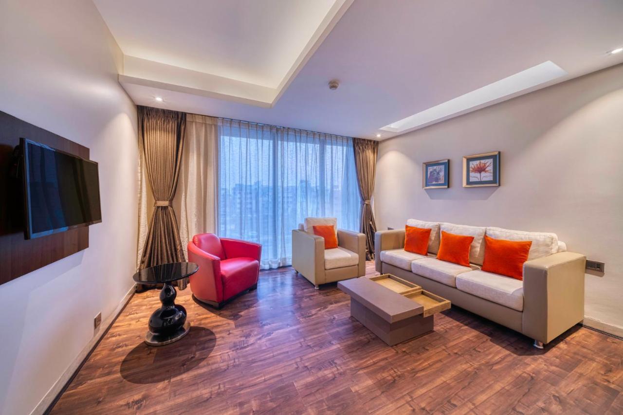 Holiday Inn Kolkata Airport By Ihg Extérieur photo Living room