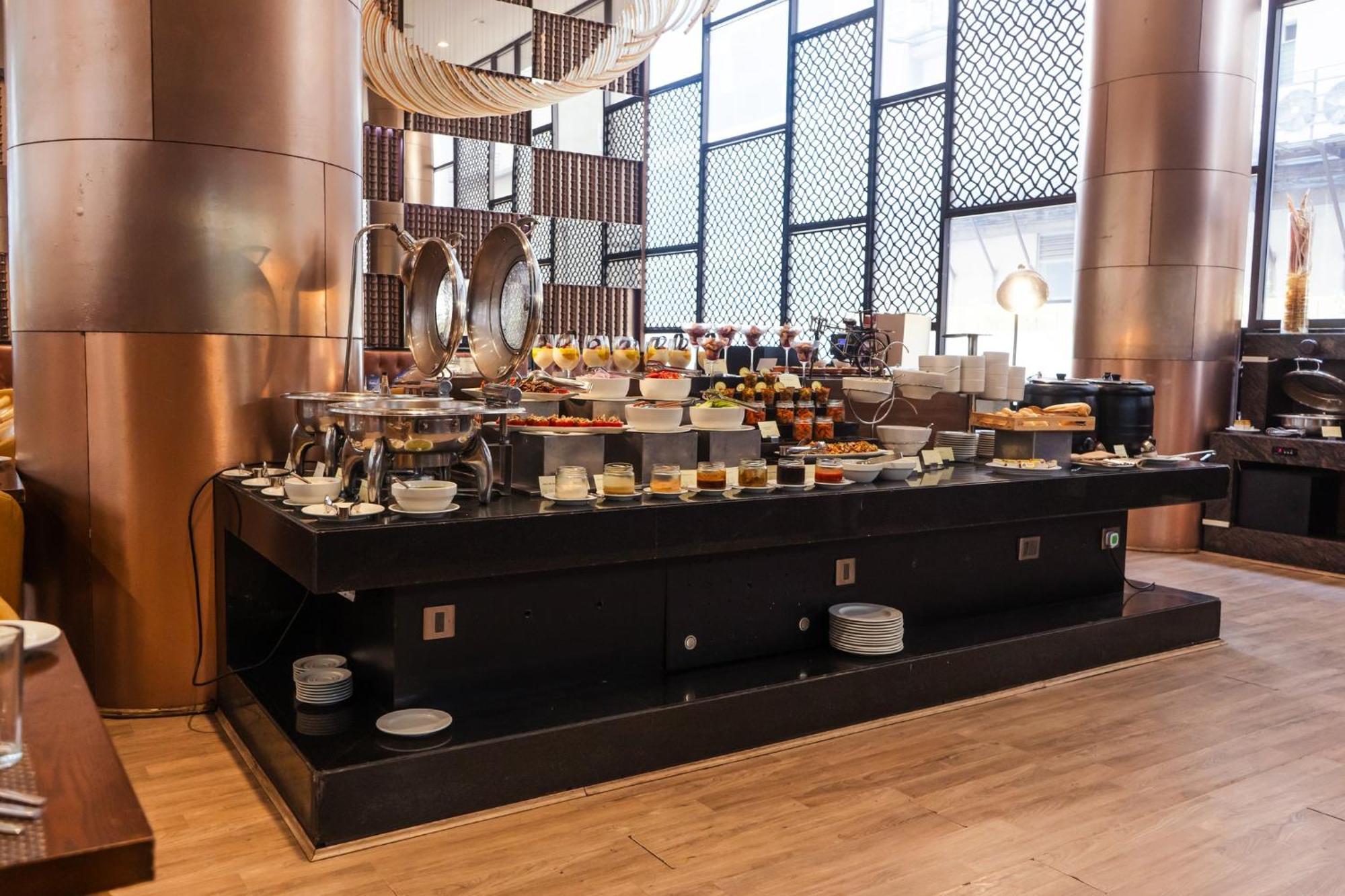 Holiday Inn Kolkata Airport By Ihg Extérieur photo