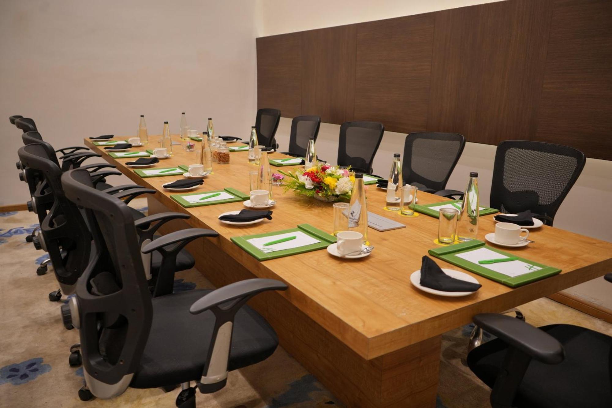 Holiday Inn Kolkata Airport By Ihg Extérieur photo